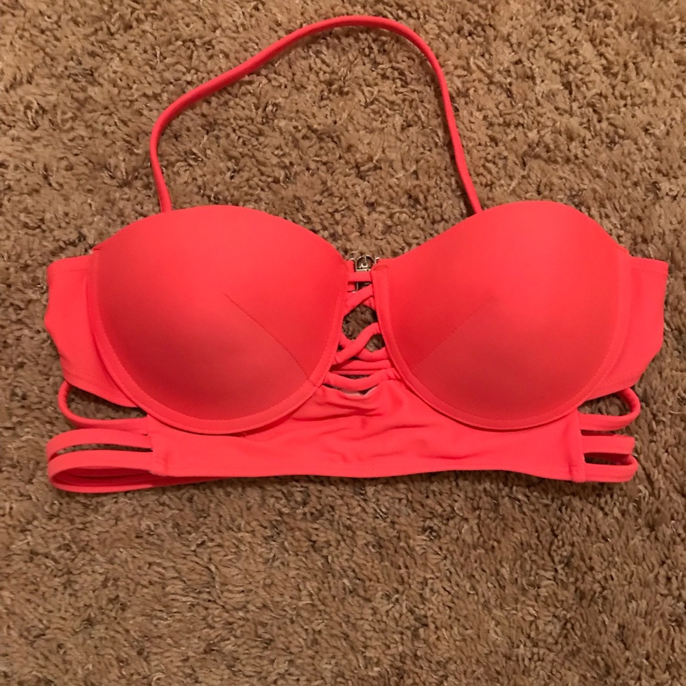 Bikini top size large fits like a medium